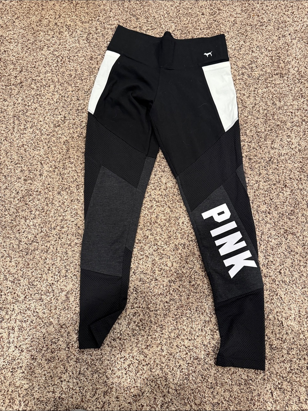 PINK Victoria's Secret Black and White Performance leggings
